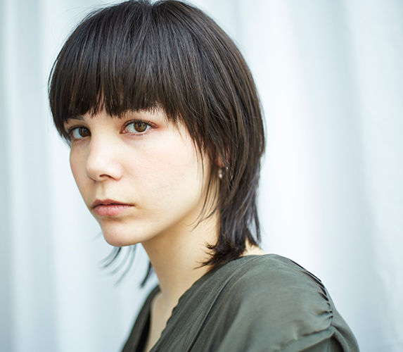 髪型　ヘアカタログ