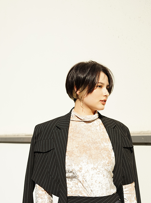 　SHORT