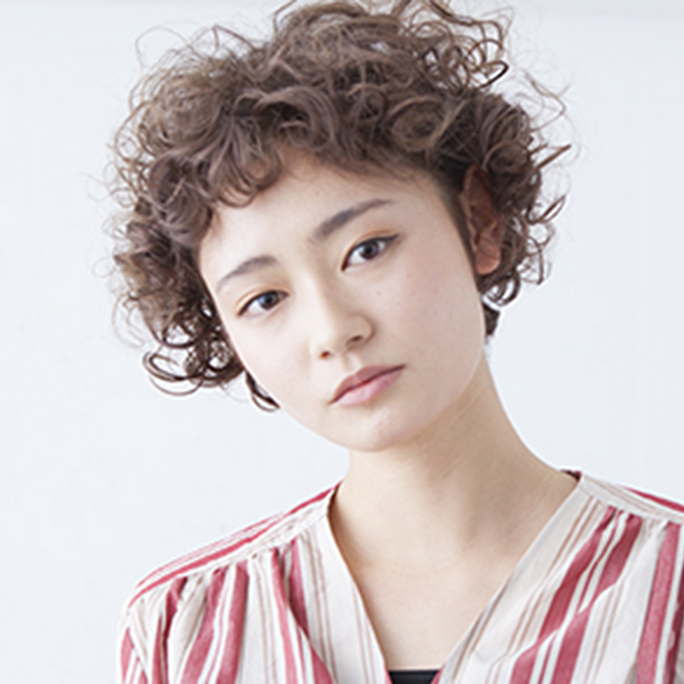 一歩先取りのカーリースタイル Short Haircatalog Jp ヘアカタログ Jp つぎのわたし選び