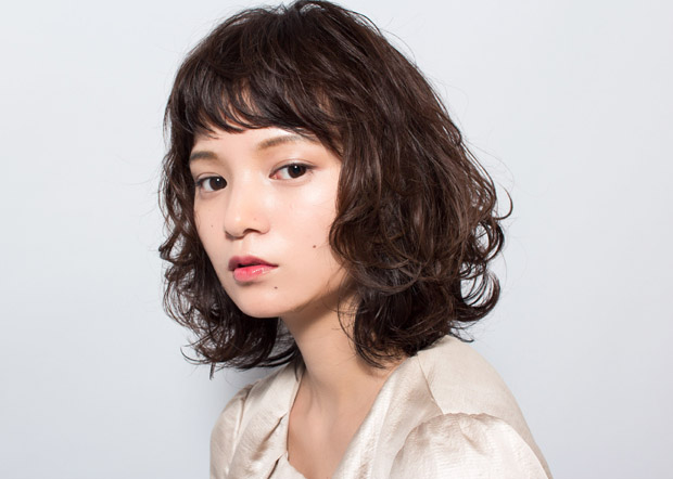 柔らかな動きのあるミディアムボブ Medium Haircatalog Jp ヘアカタログ Jp つぎのわたし選び