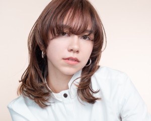 ミディアムウルフ ヘアスタイル検索結果 Haircatalog Jp ヘアカタログ Jp つぎのわたし選び